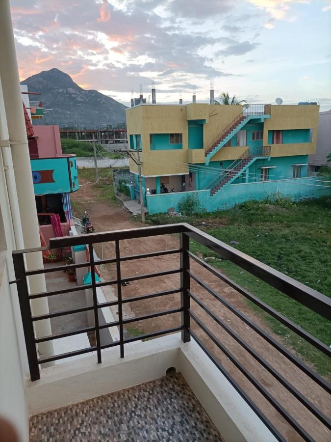 Tiruvannāmalai Doctor'S Homestay מראה חיצוני תמונה
