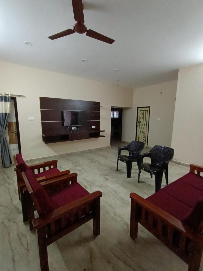 Tiruvannāmalai Doctor'S Homestay מראה חיצוני תמונה